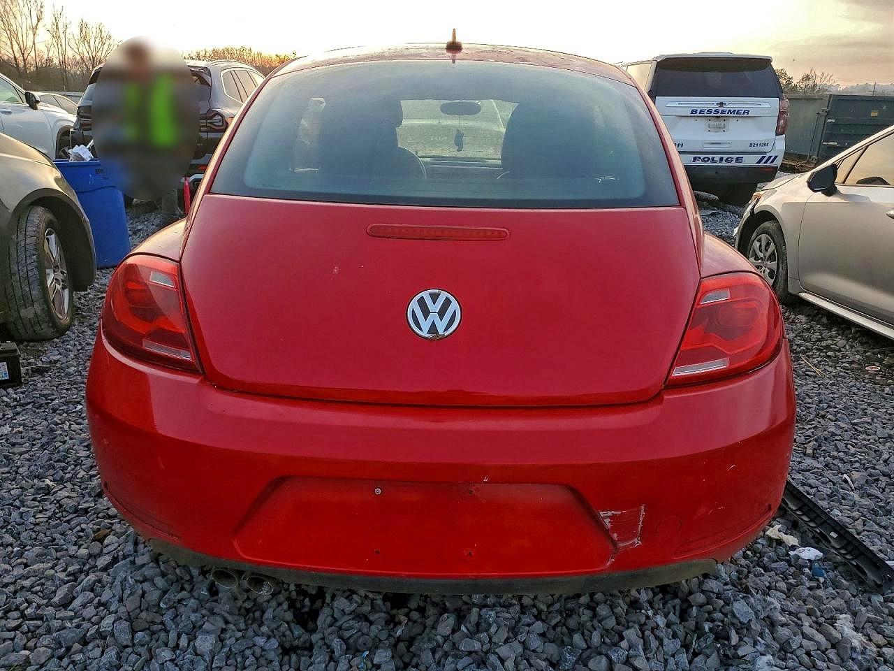2012 VOLKSWAGEN Beetle