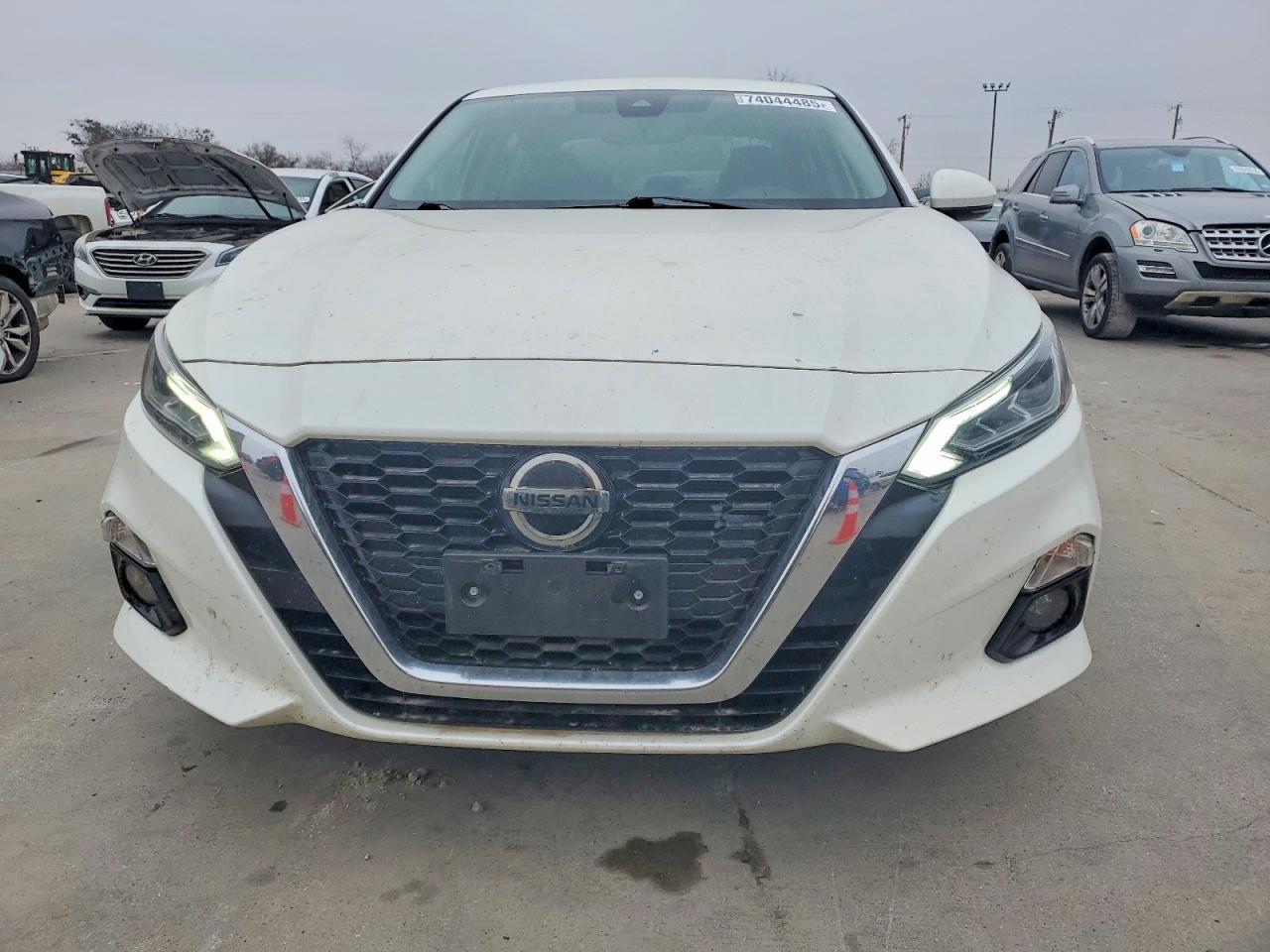 2019 NISSAN ALTIMA