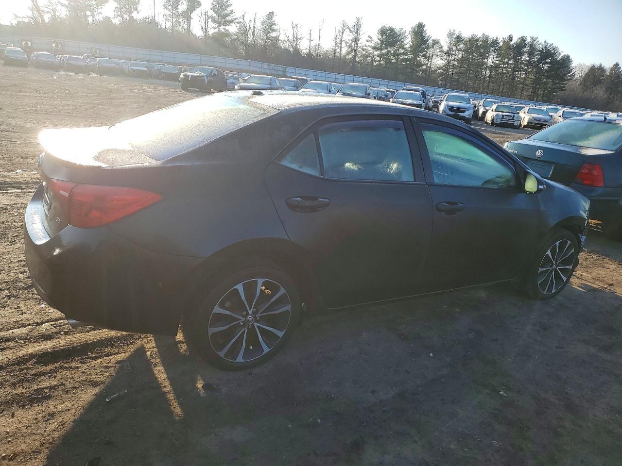 2017 TOYOTA COROLLA