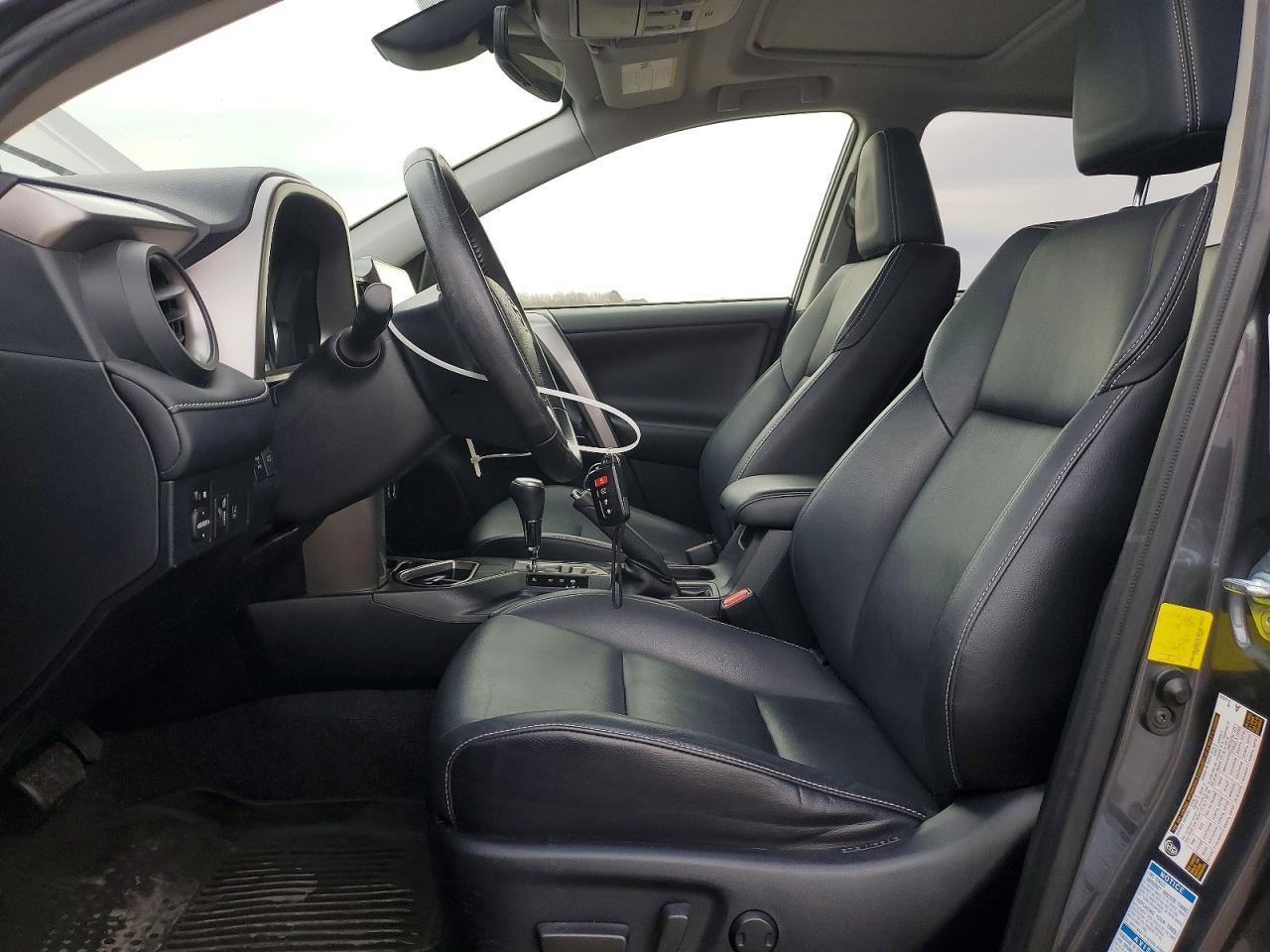 2016 TOYOTA RAV4