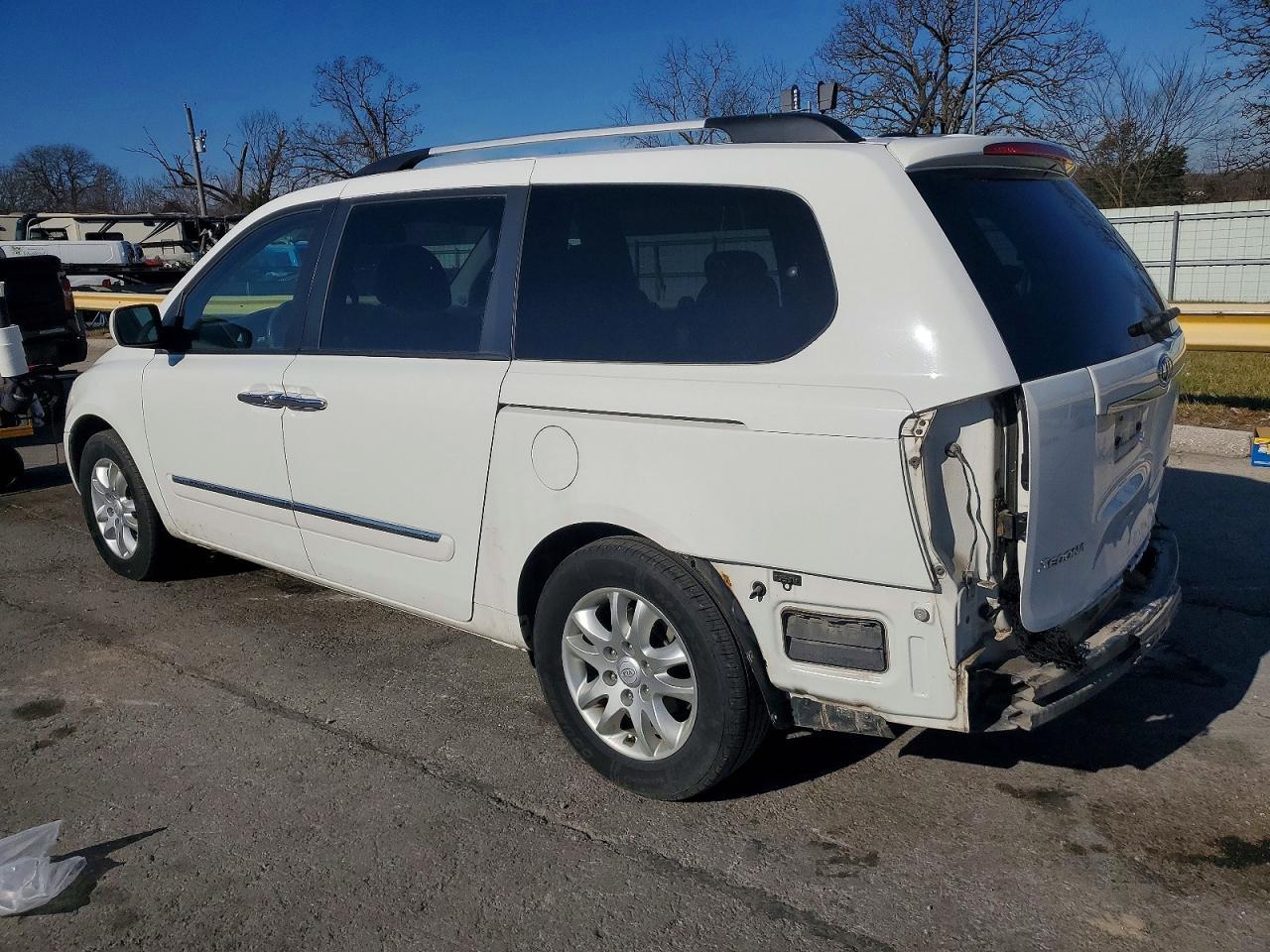2010 KIA SEDONA
