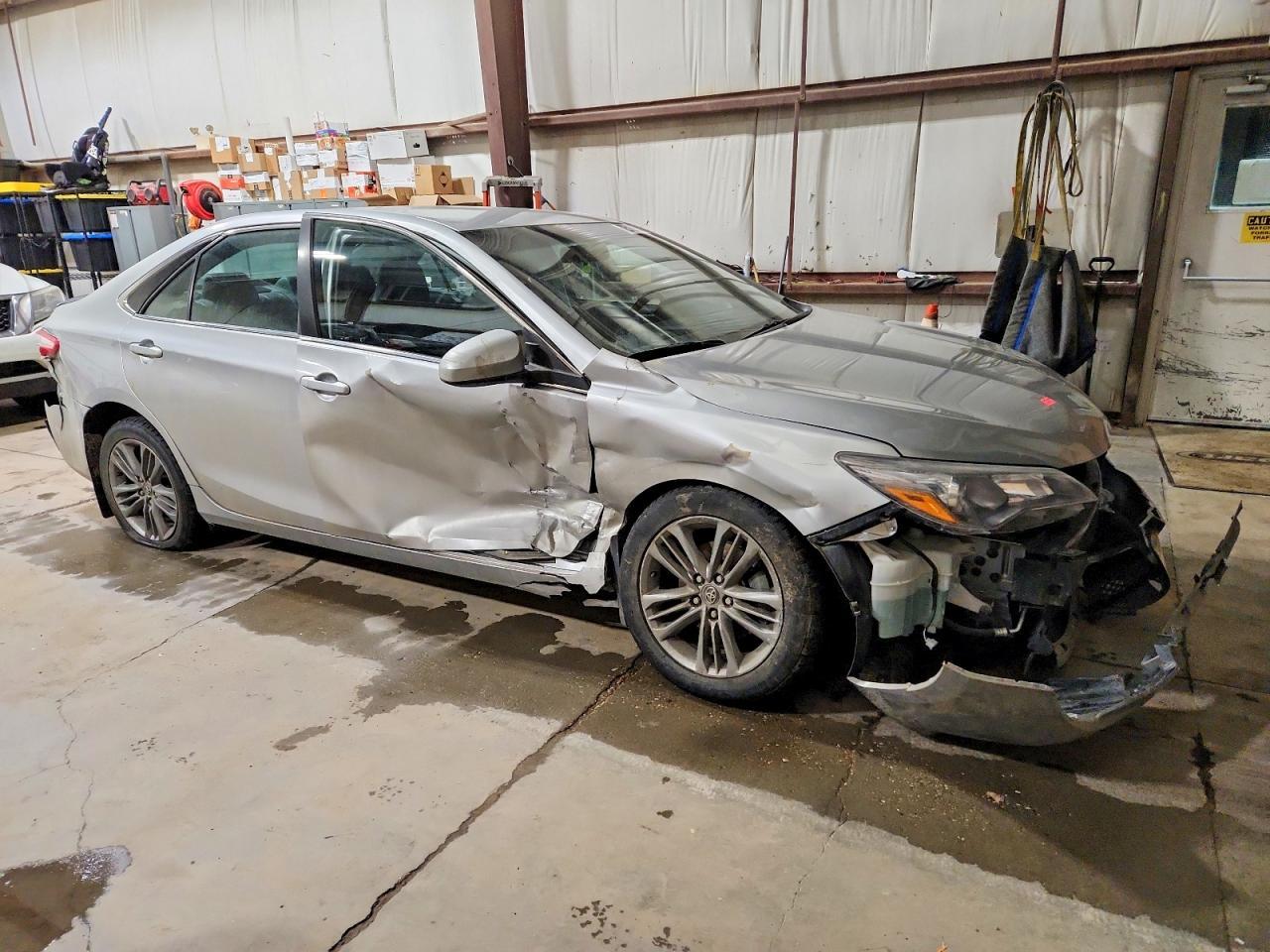 2017 TOYOTA CAMRY