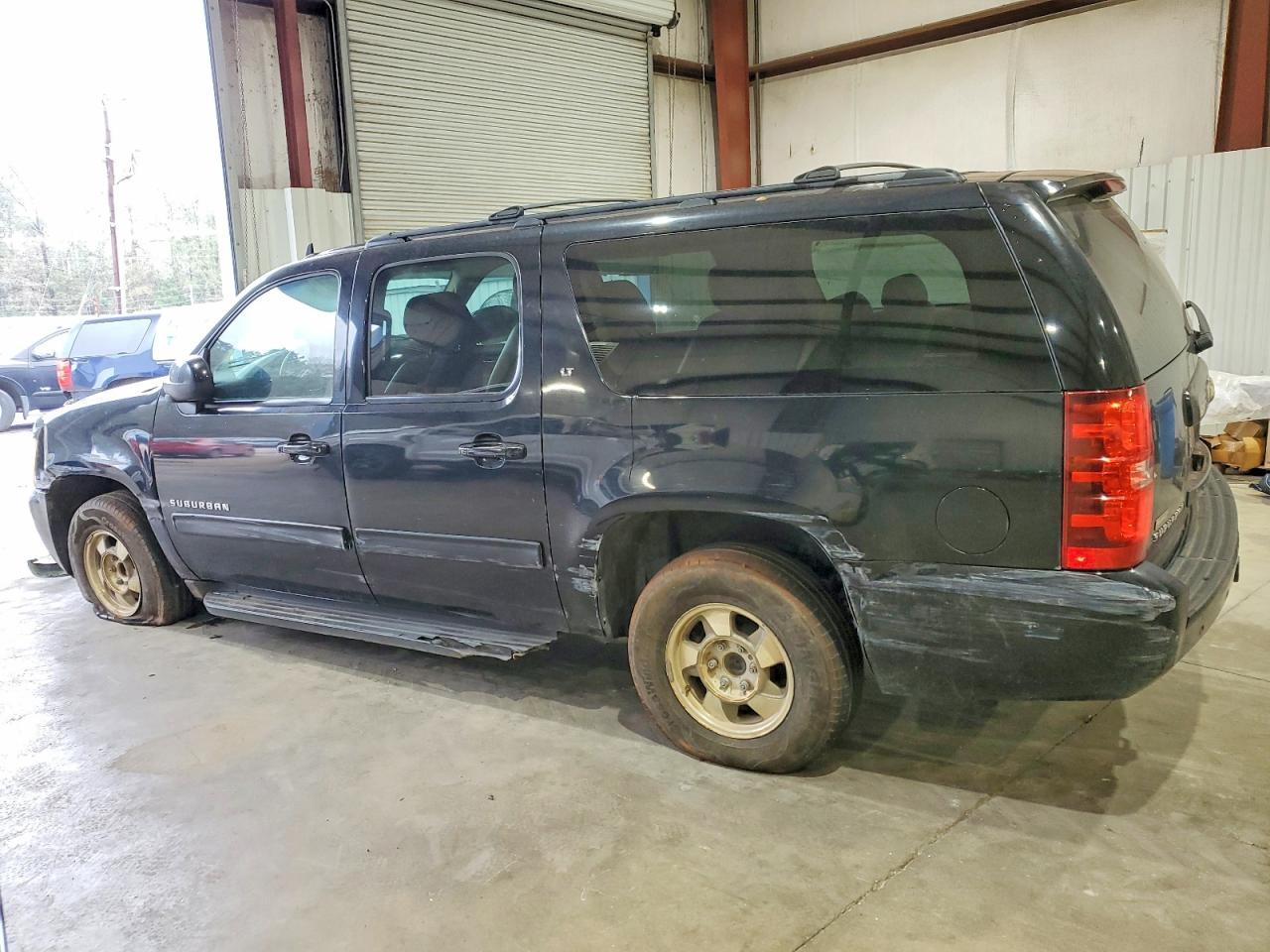 2011 CHEVROLET Suburban