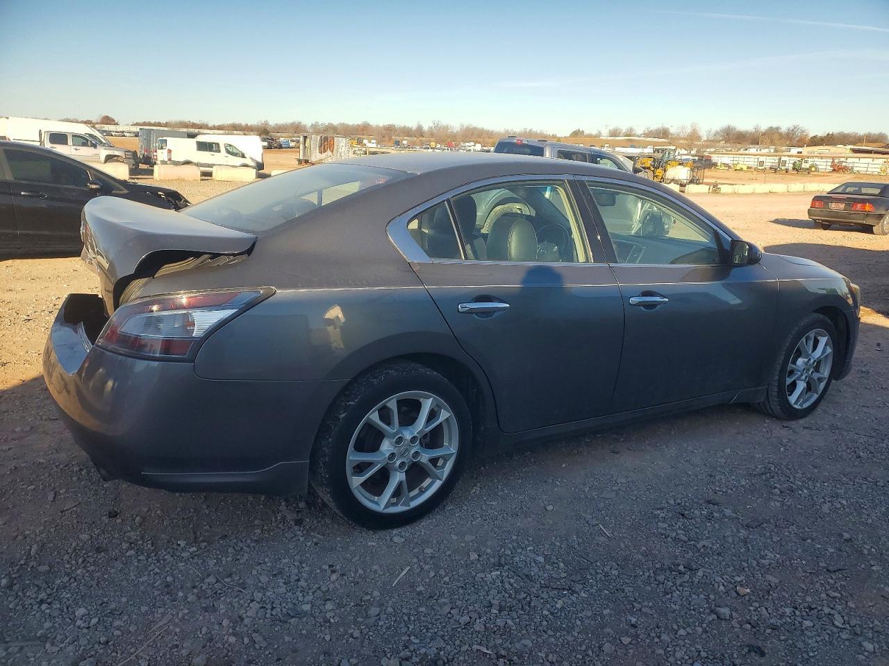 2014 NISSAN Maxima