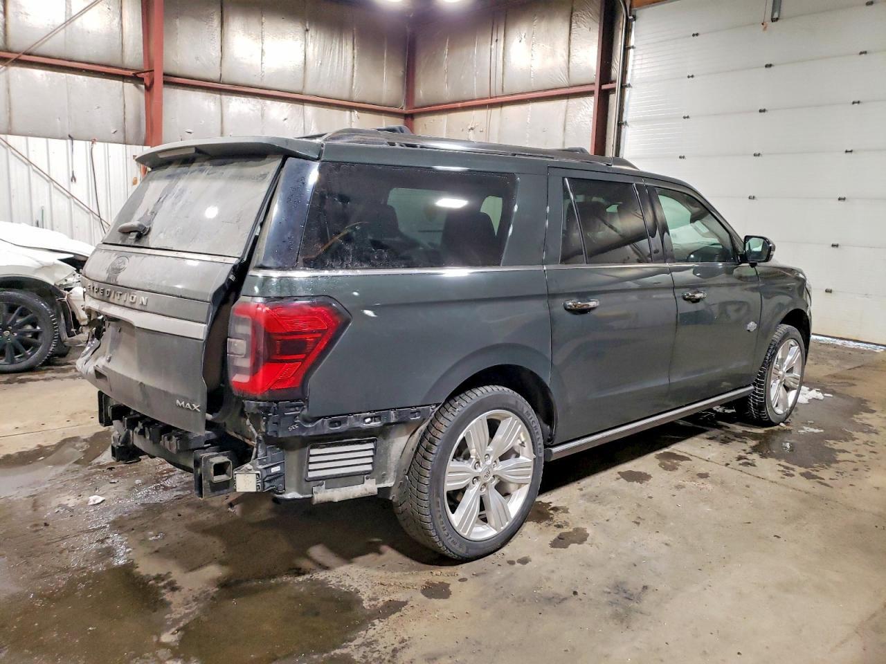 2023 FORD Expedition