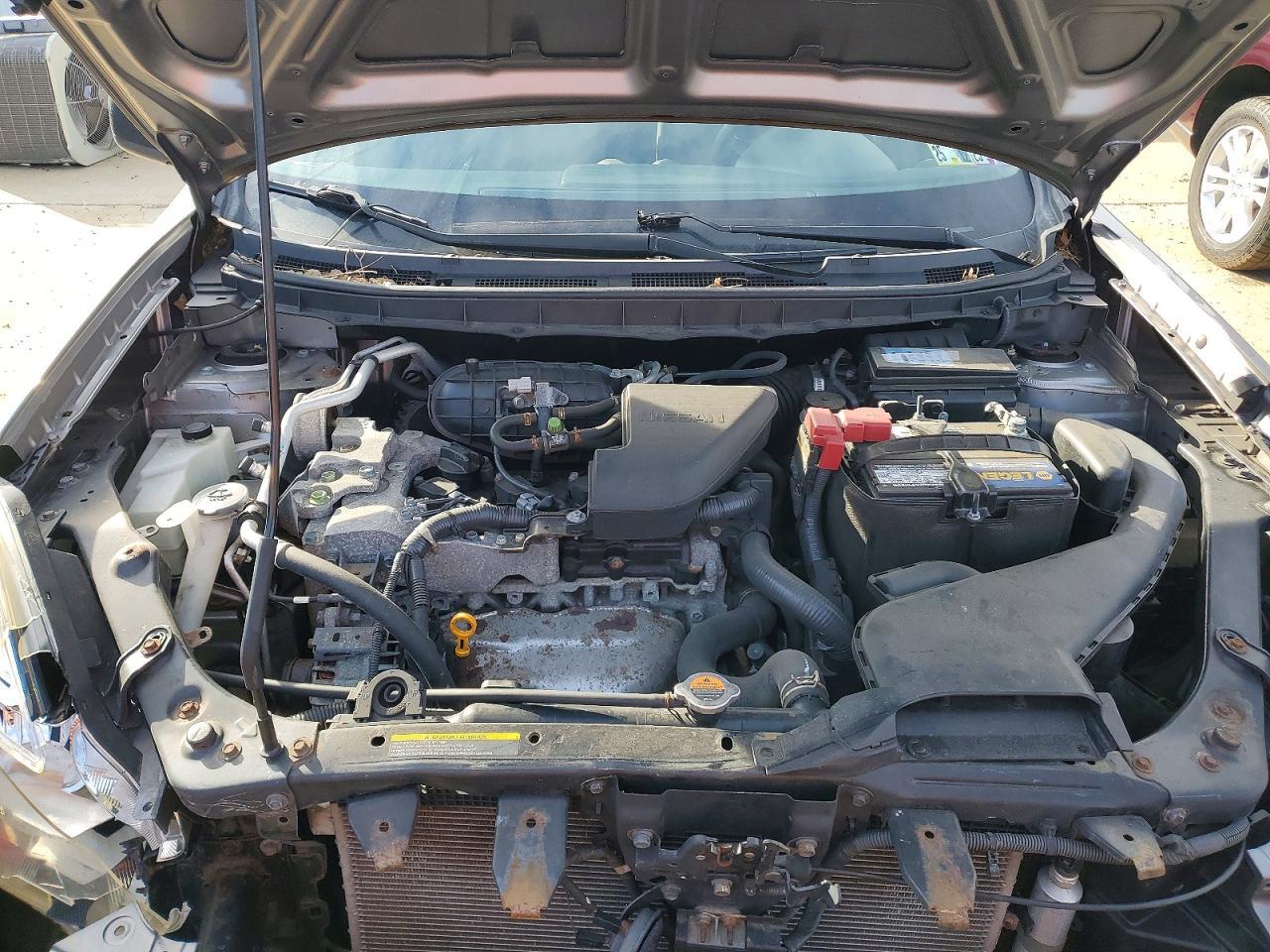 2014 NISSAN ROGUE