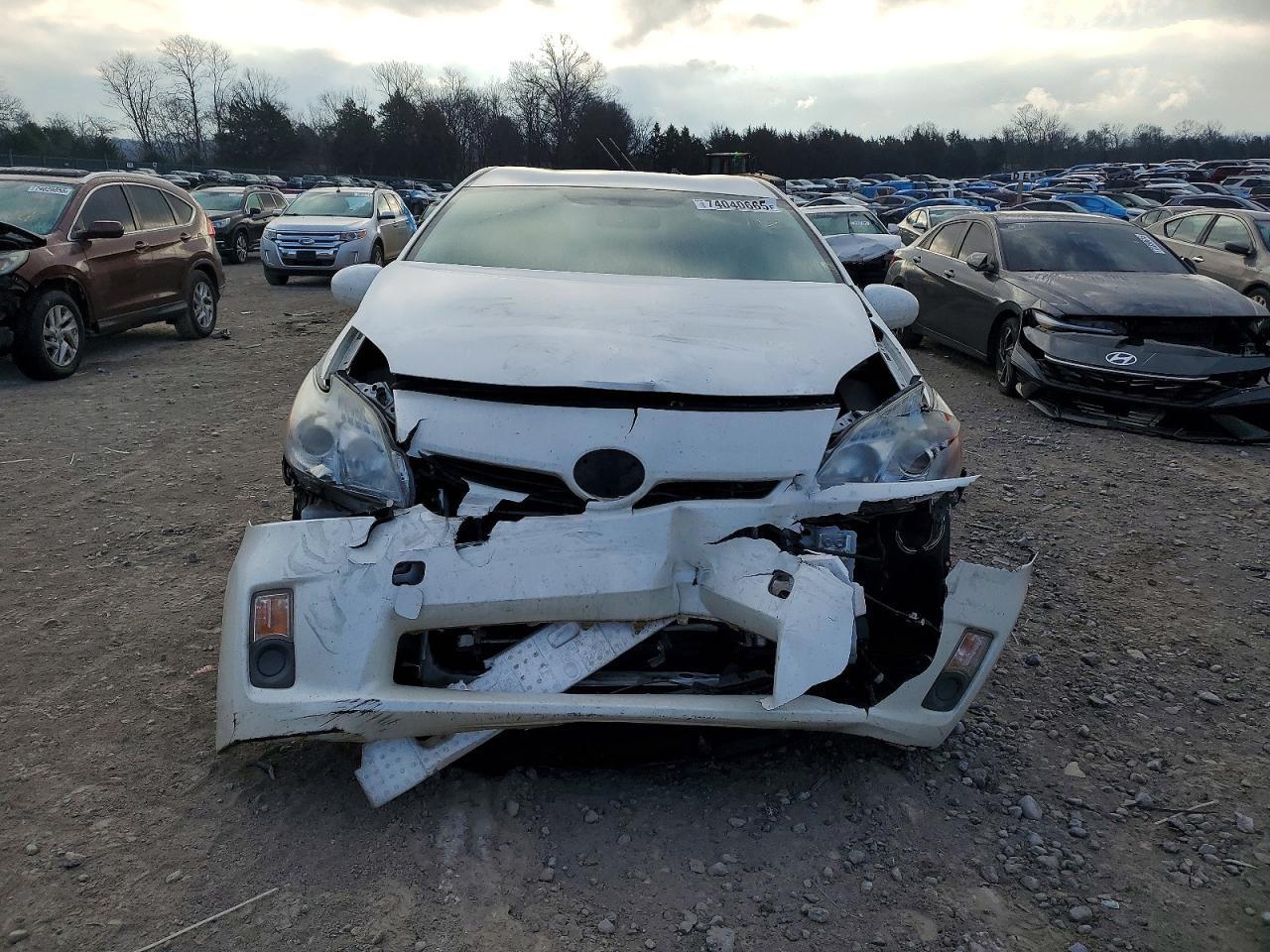 2011 TOYOTA PRIUS