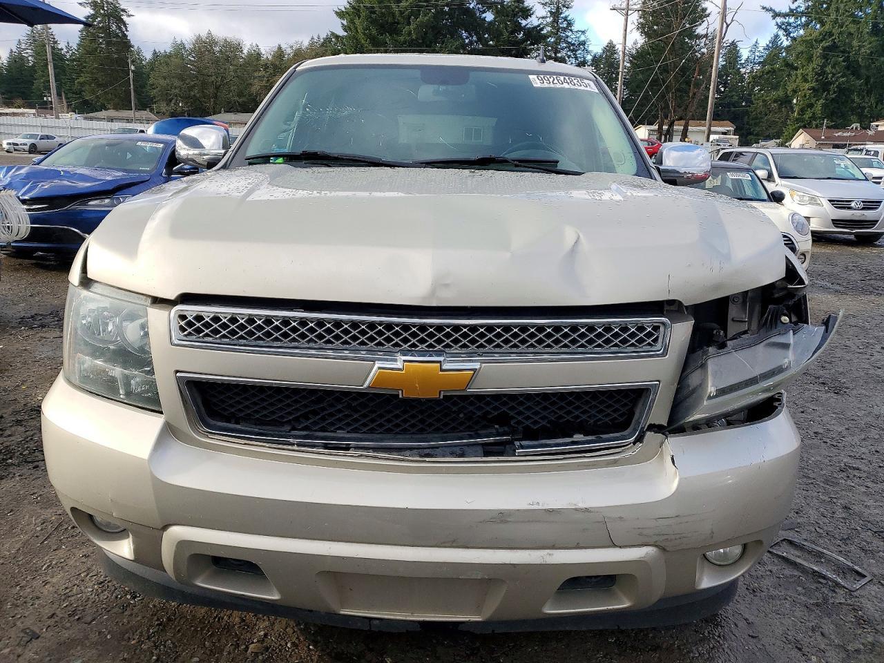 2014 CHEVROLET Suburban