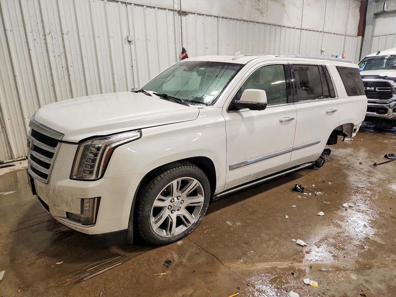 2016 CADILLAC ESCALADE
