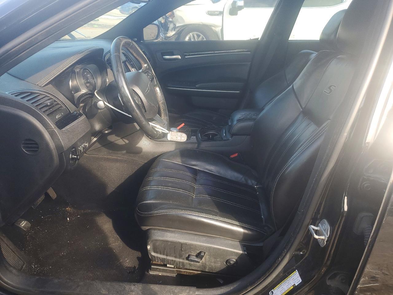 2019 CHRYSLER 300