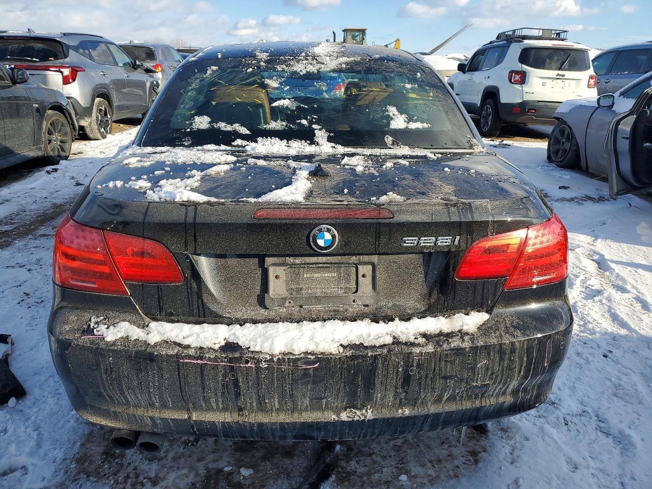 2011 BMW 3 SERIES