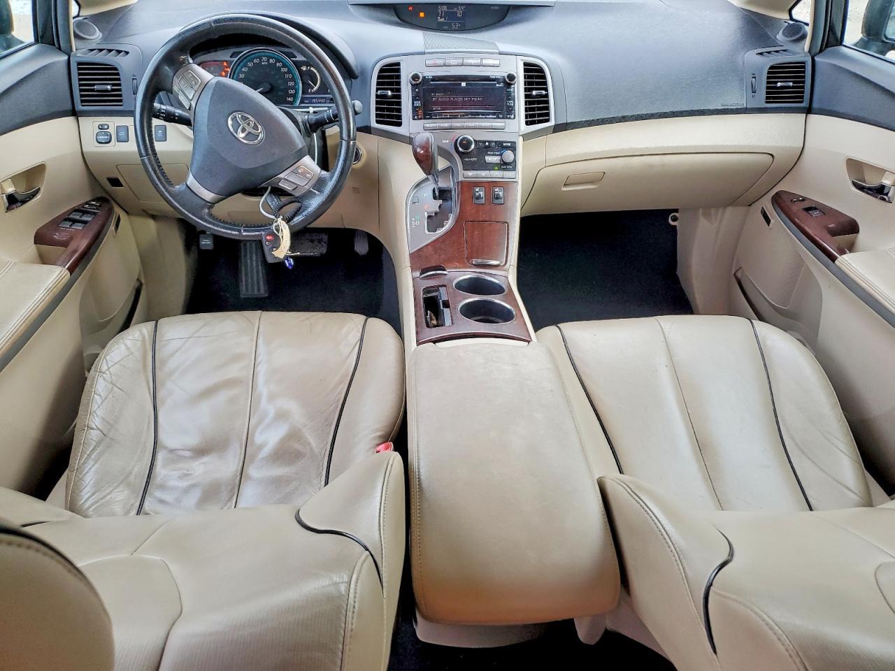 2010 TOYOTA VENZA