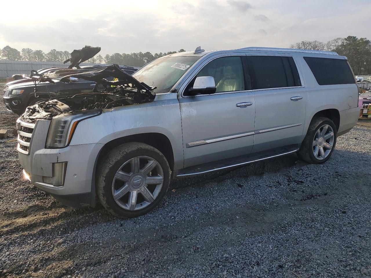 2017 CADILLAC Escalade ESV