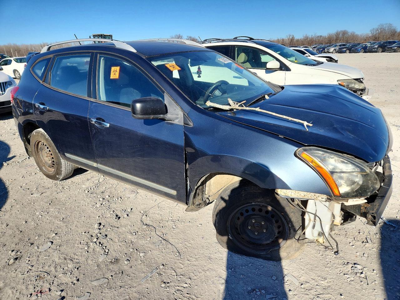 2014 NISSAN ROGUE