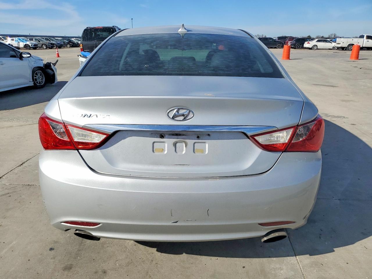 2012 HYUNDAI SONATA