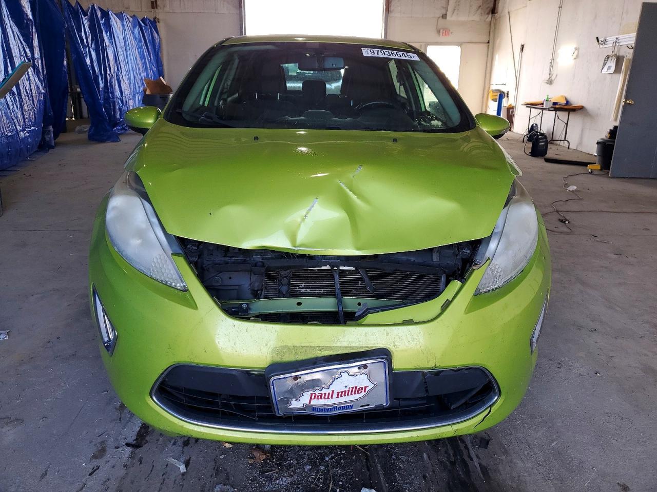 2012 FORD Fiesta