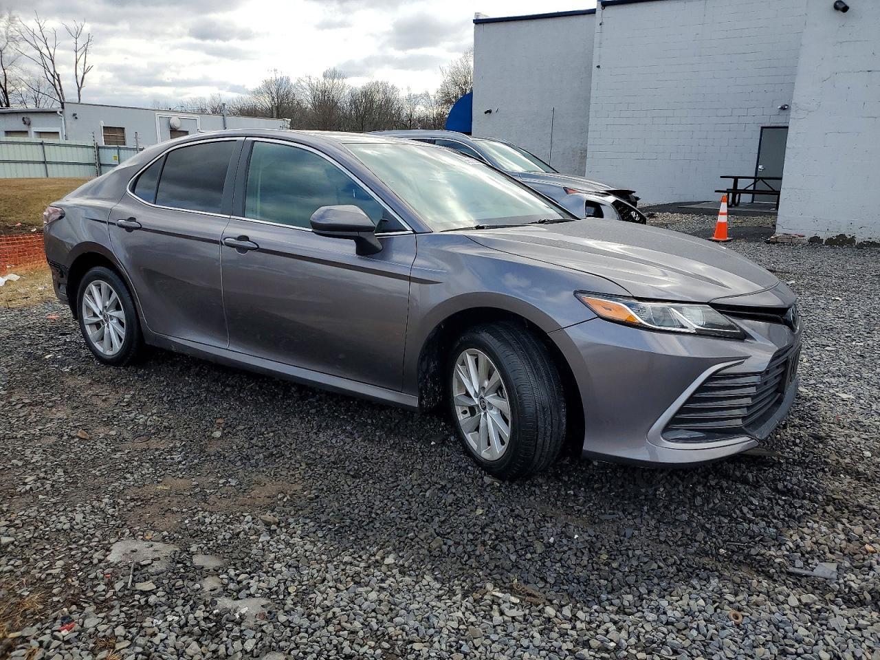 2022 TOYOTA CAMRY