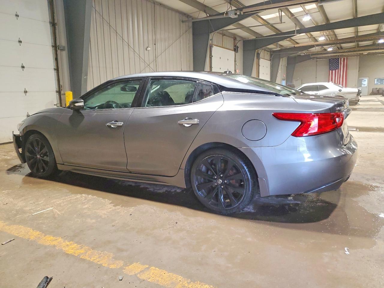 2018 NISSAN Maxima