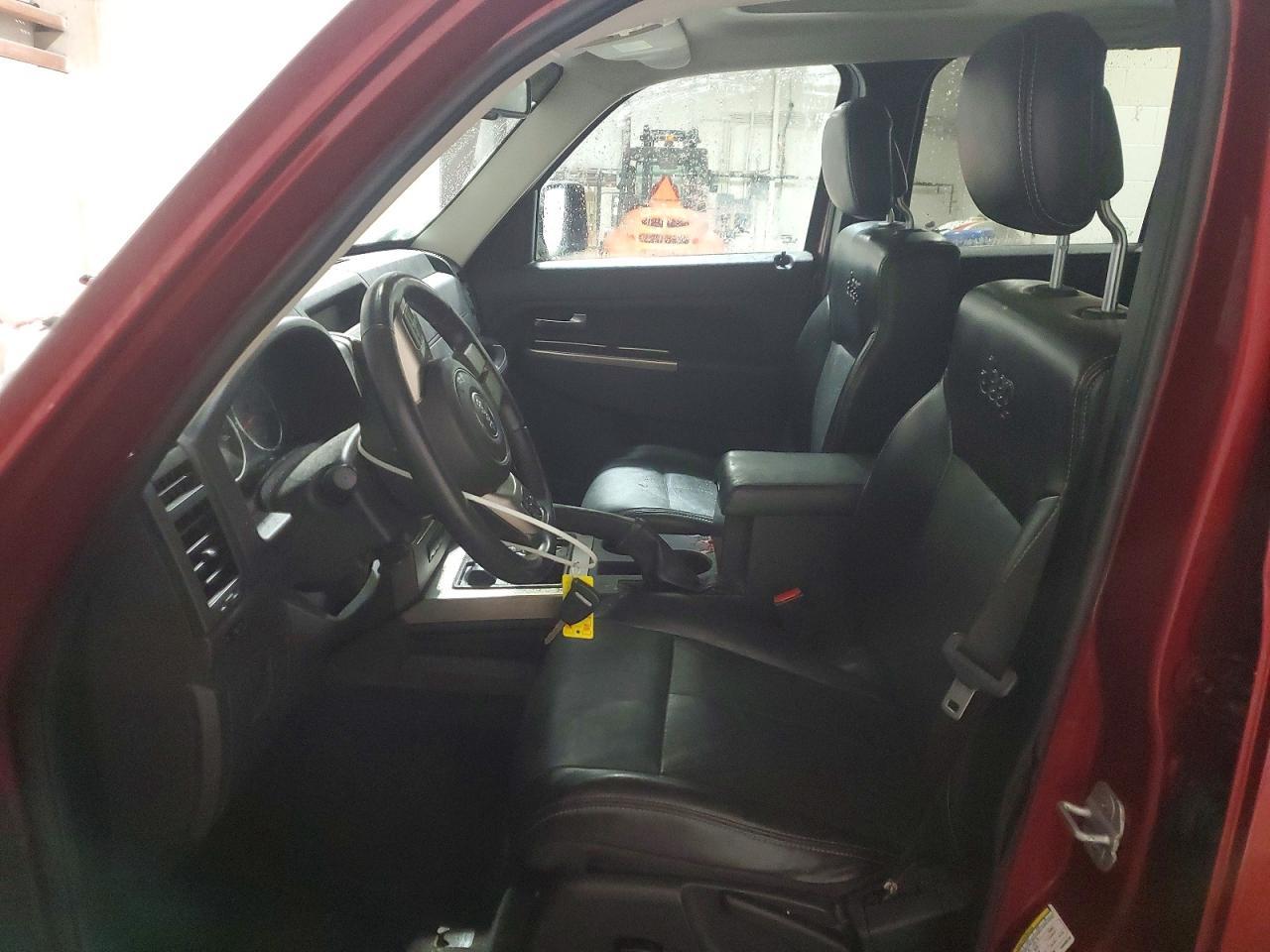 2012 JEEP Liberty