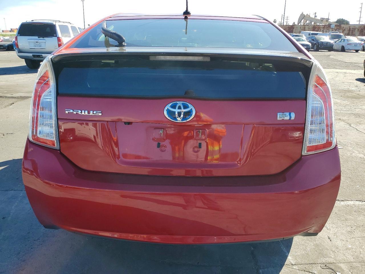 2015 TOYOTA PRIUS