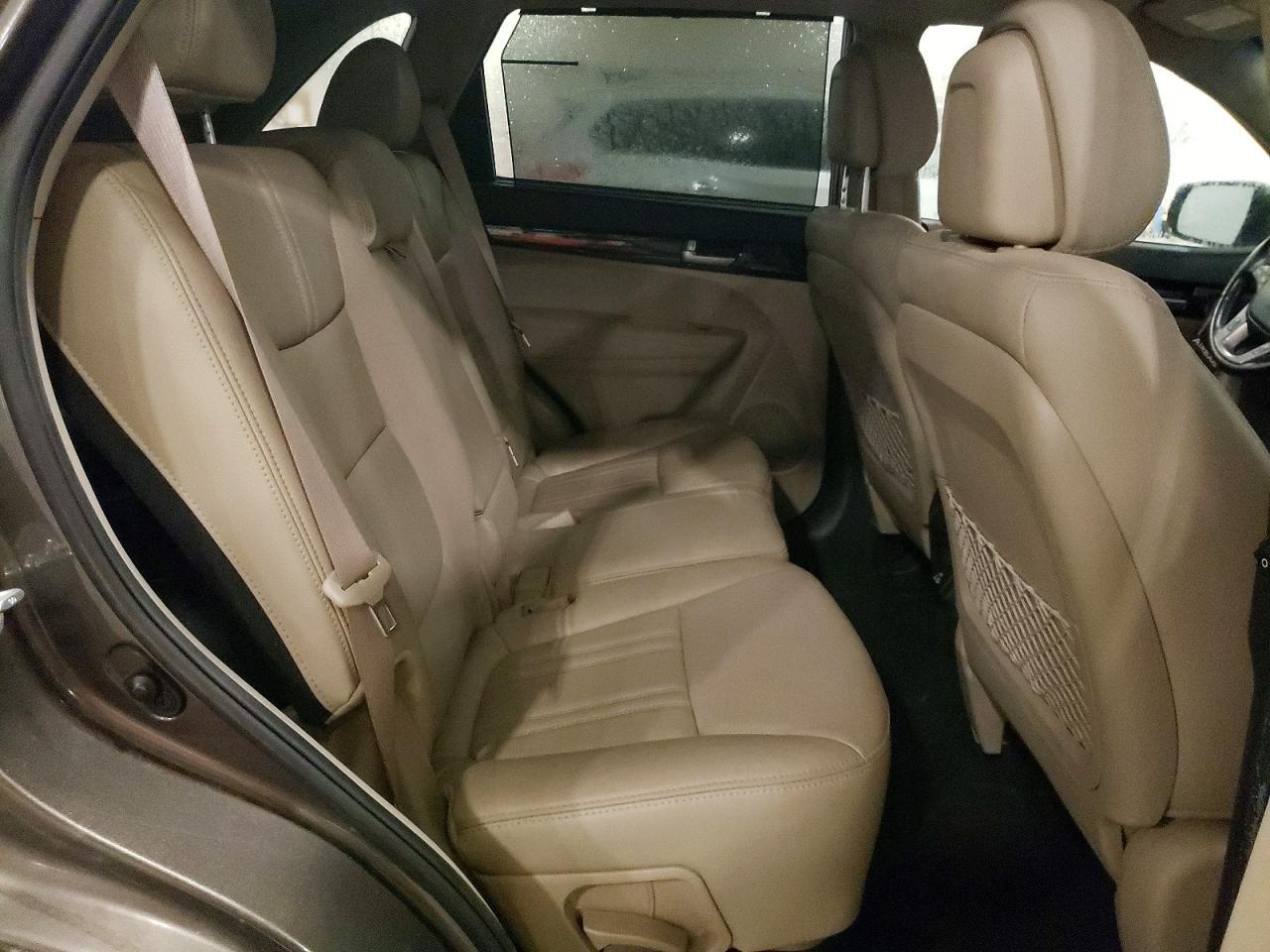 2014 KIA SORENTO