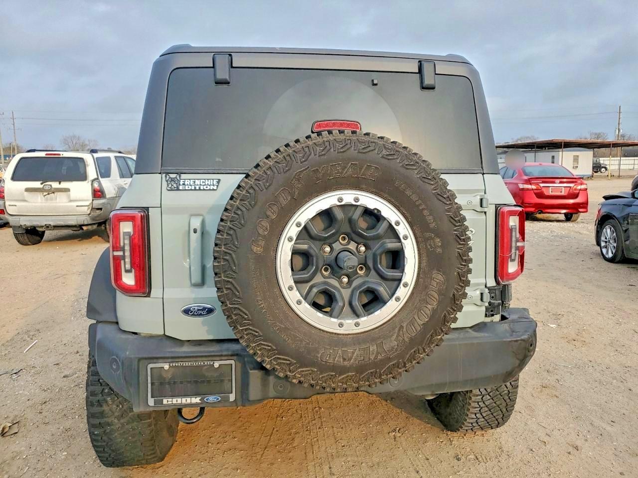 2023 FORD Bronco