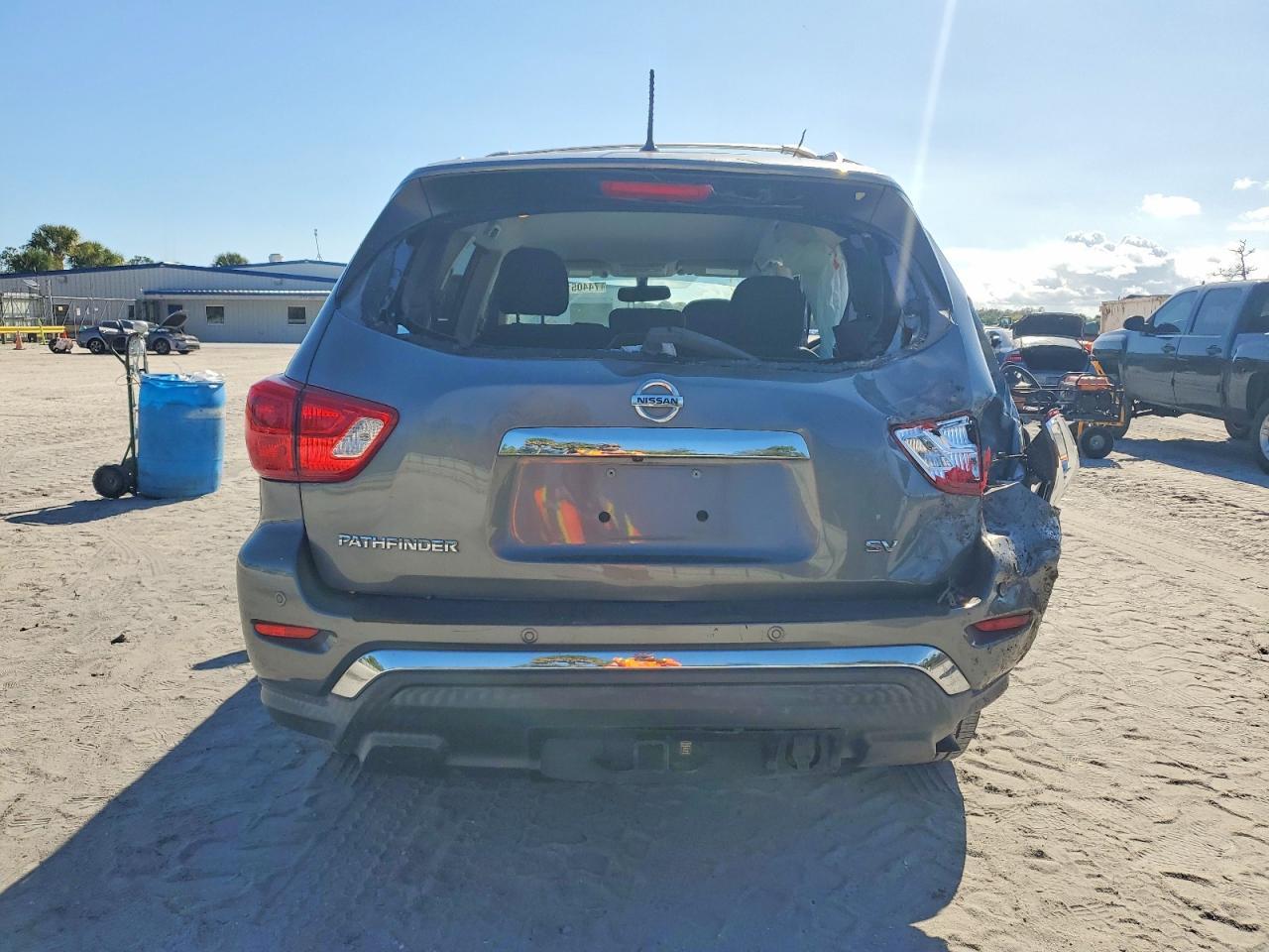 2018 NISSAN PATHFINDER