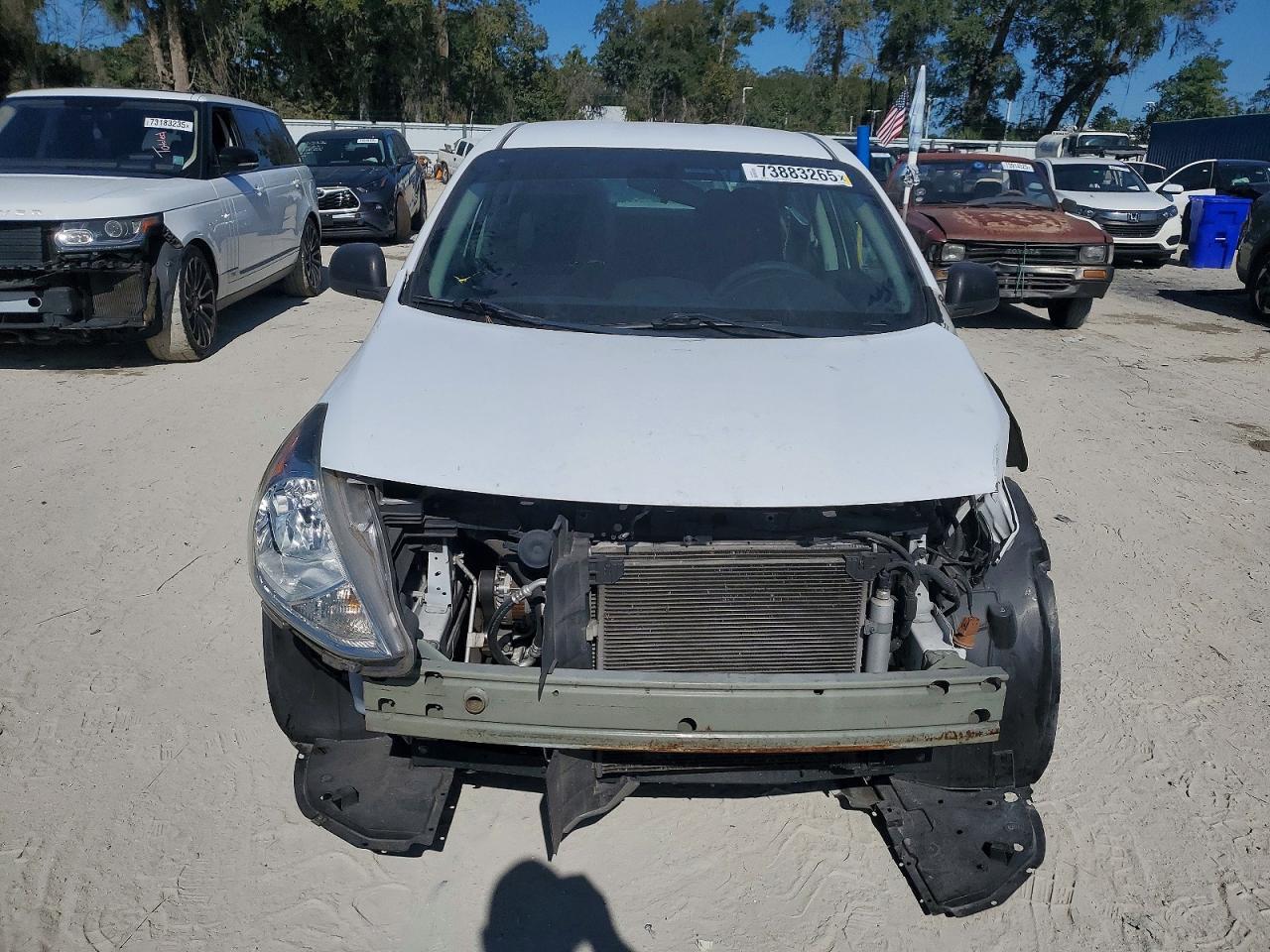 2015 NISSAN VERSA