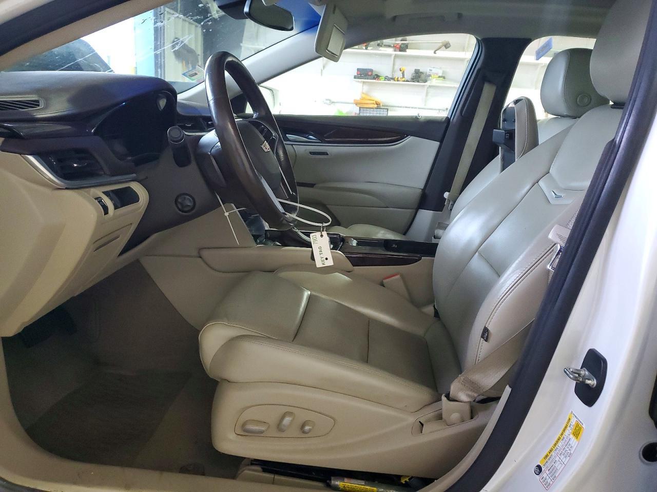 2016 CADILLAC XTS