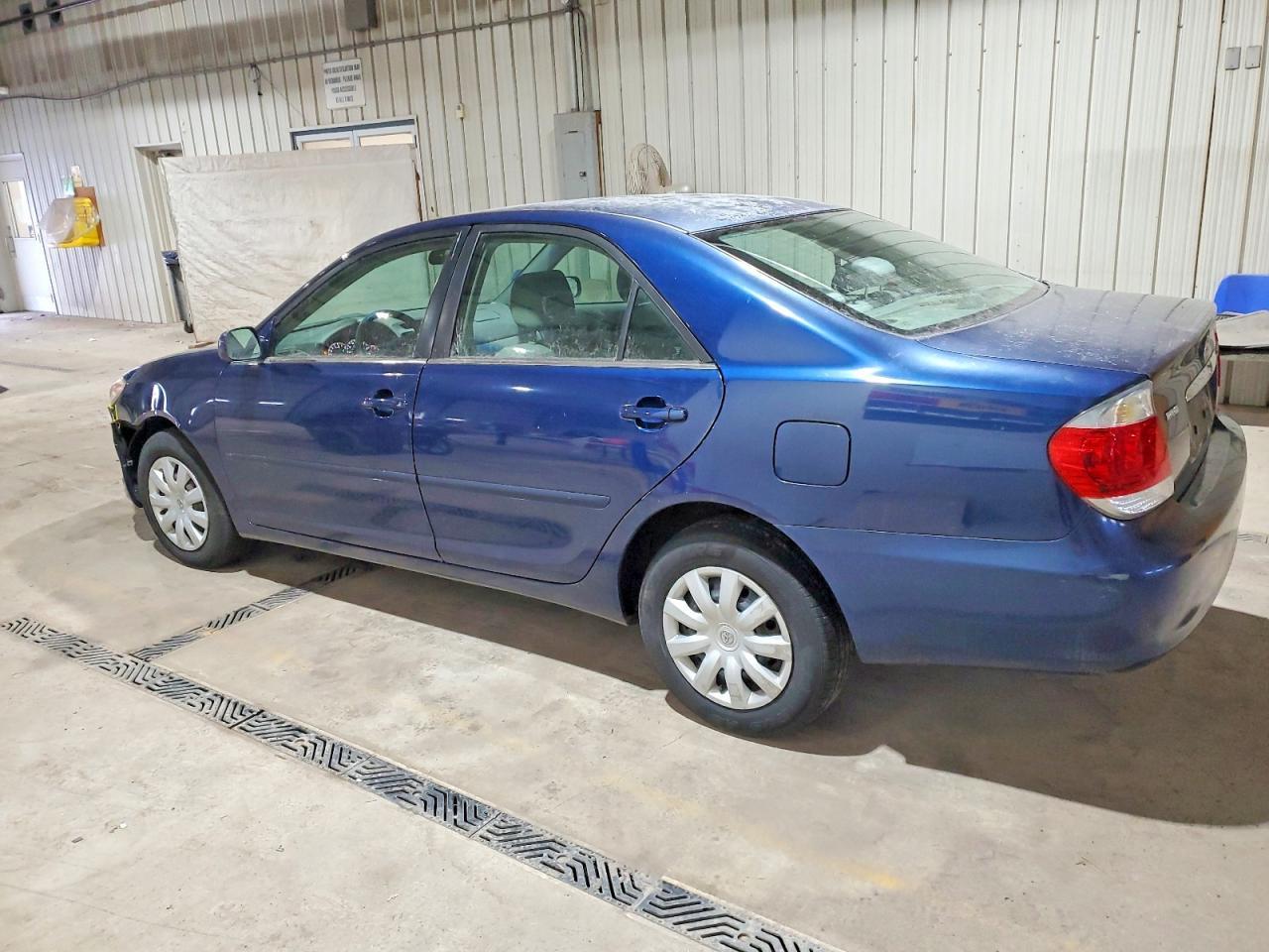 2005 TOYOTA CAMRY