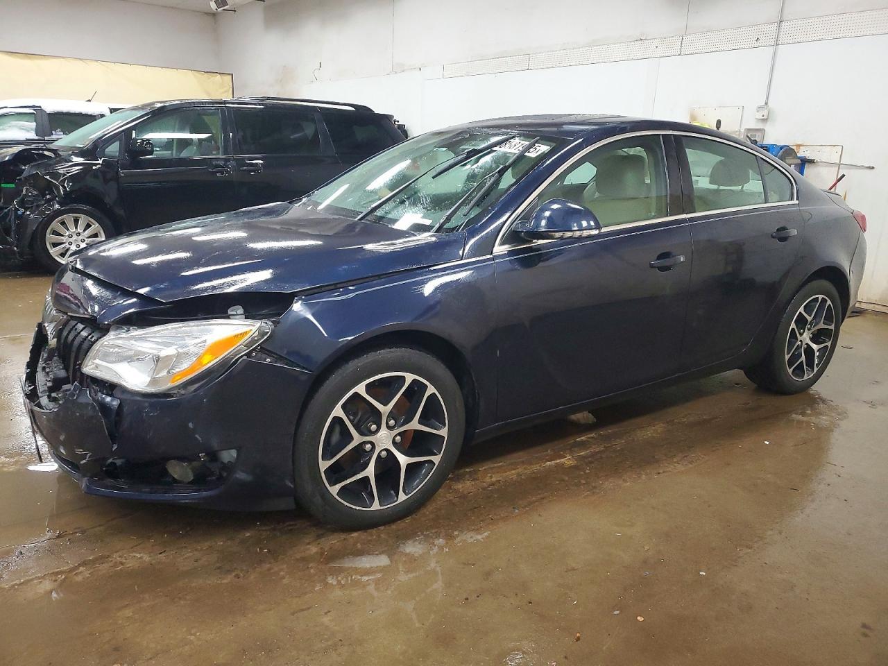 2017 BUICK Regal