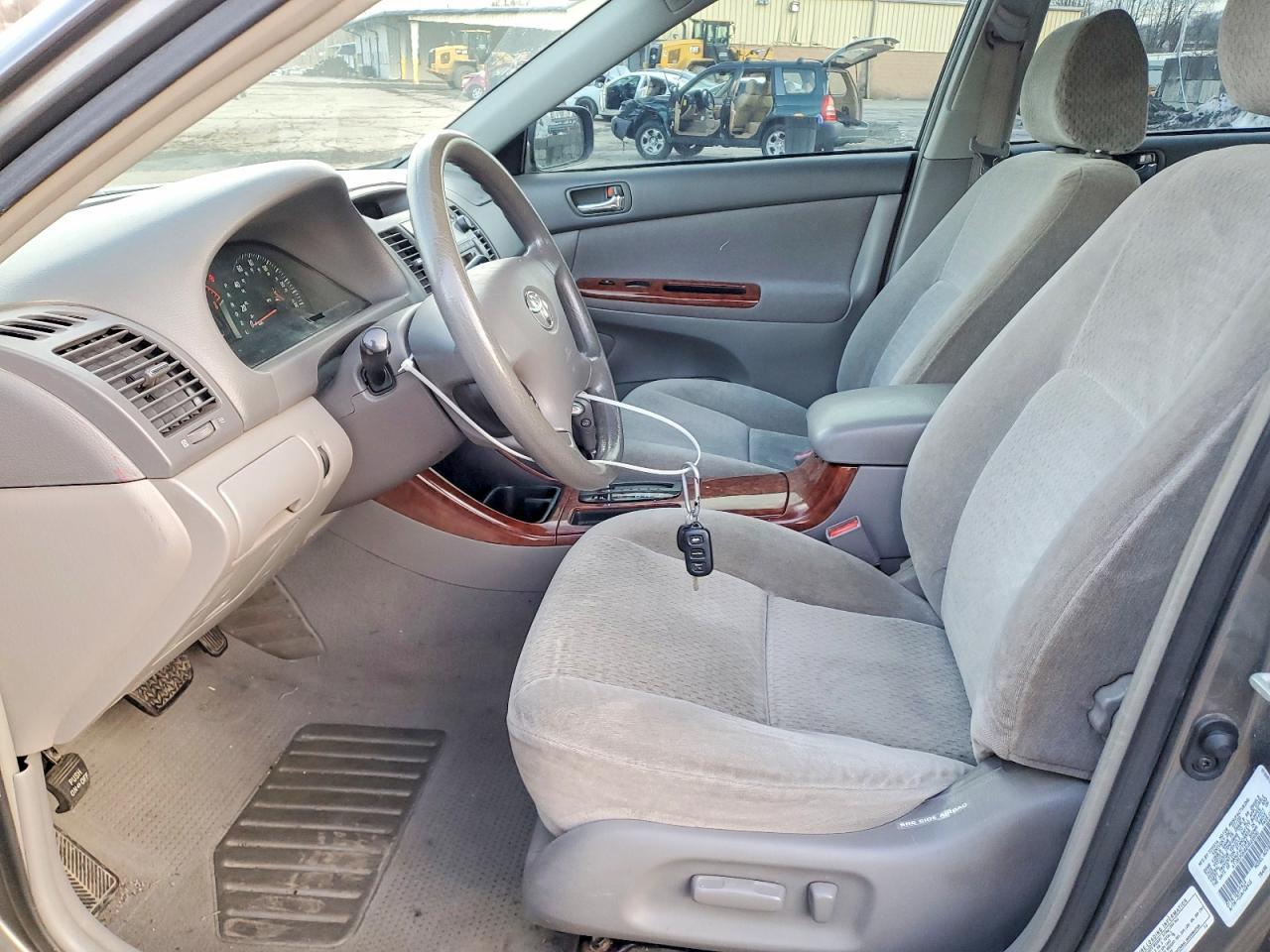 2002 TOYOTA CAMRY