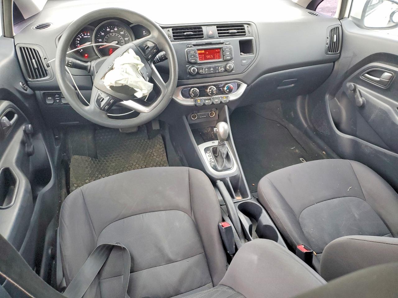 2013 KIA RIO