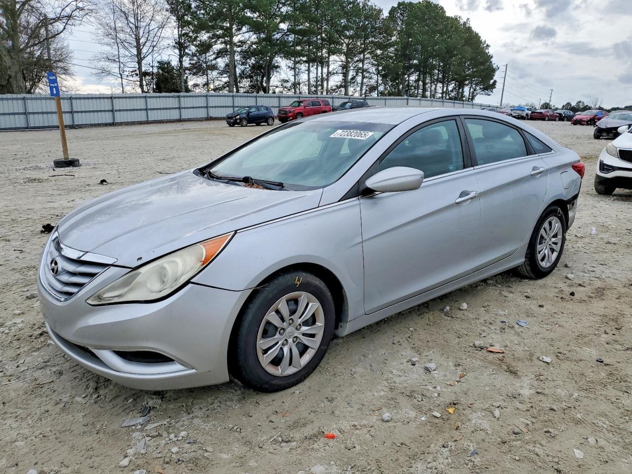 2011 HYUNDAI SONATA