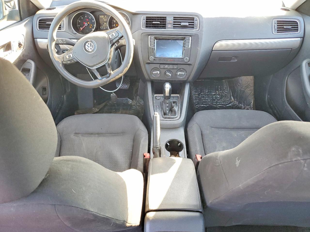 2016 VOLKSWAGEN JETTA
