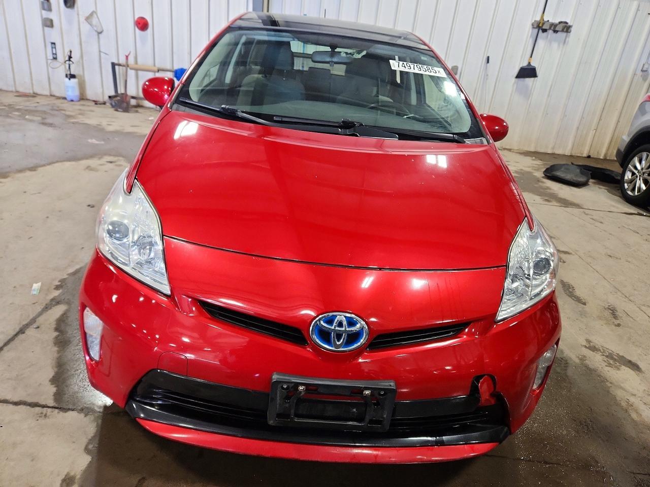 2015 TOYOTA PRIUS