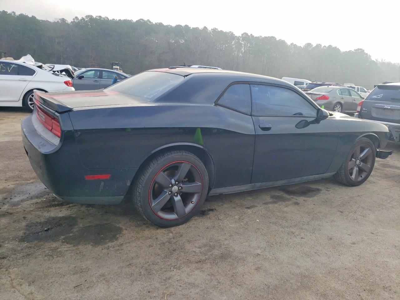 2013 DODGE Challenger