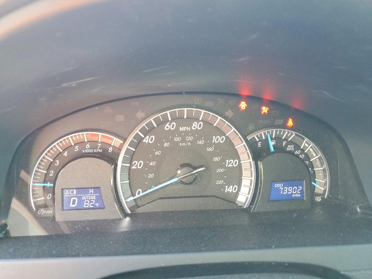 2014 TOYOTA CAMRY