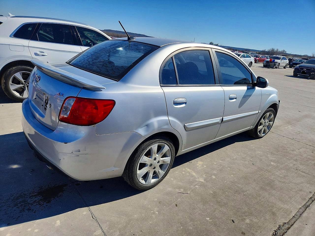 2010 KIA RIO
