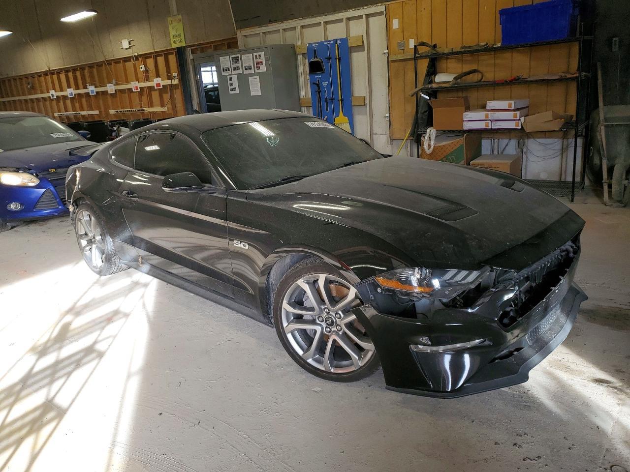 2022 FORD MUSTANG