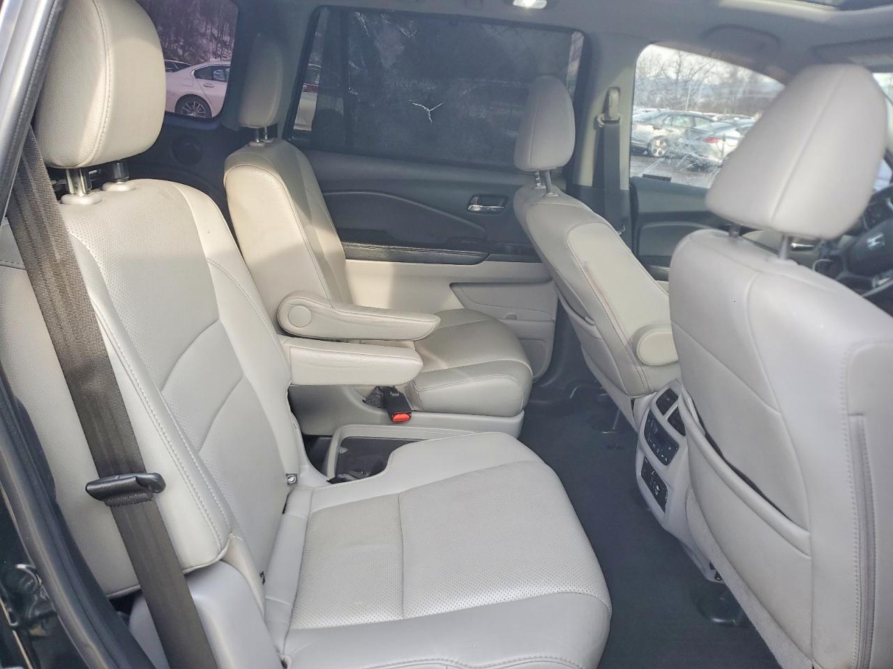 2019 HONDA PILOT