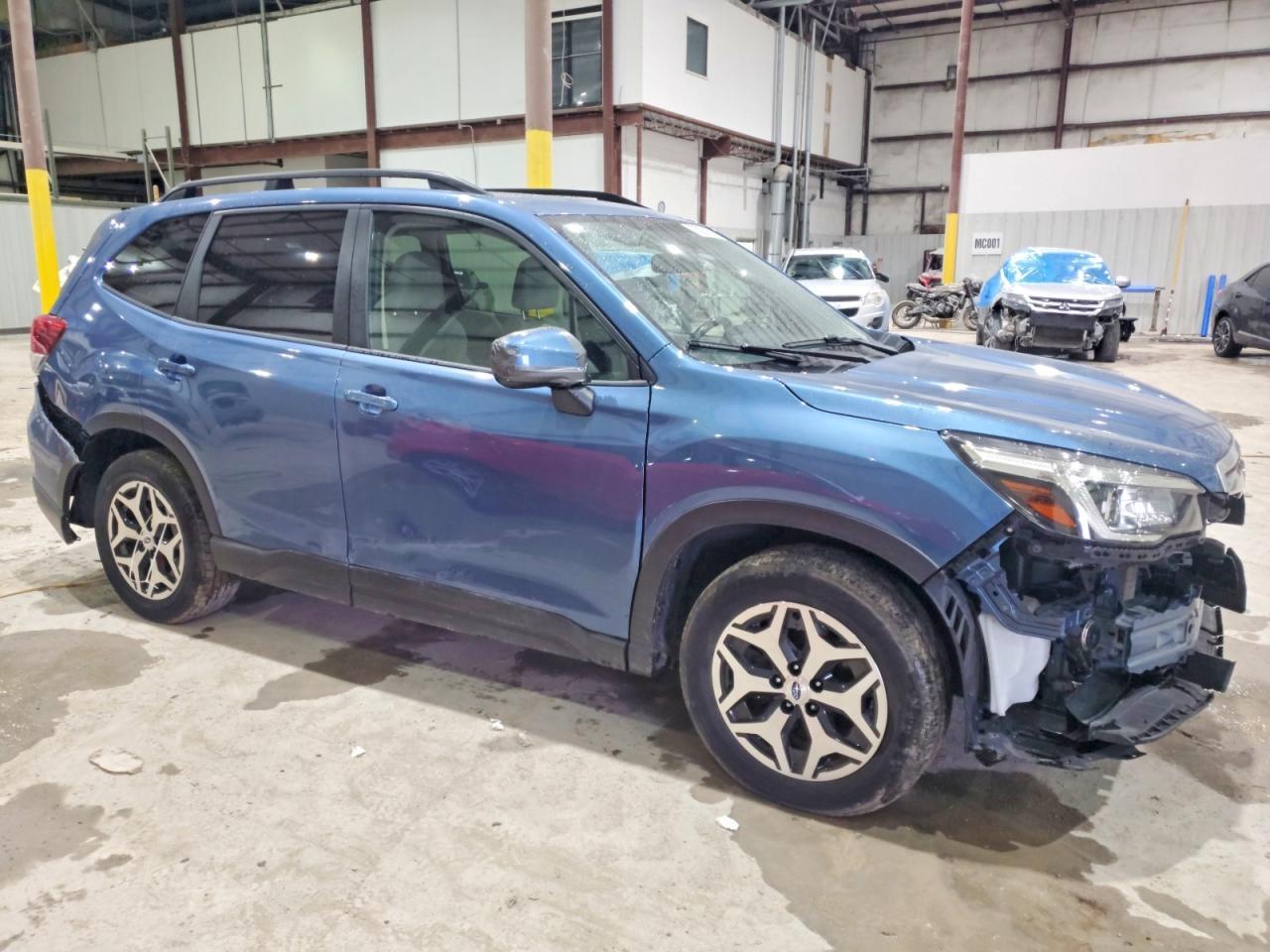 2020 SUBARU FORESTER