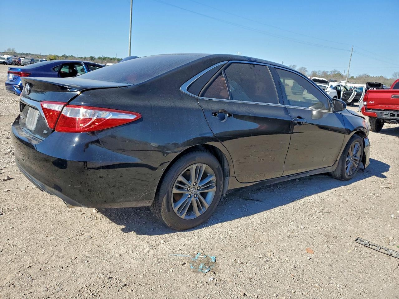2016 TOYOTA CAMRY
