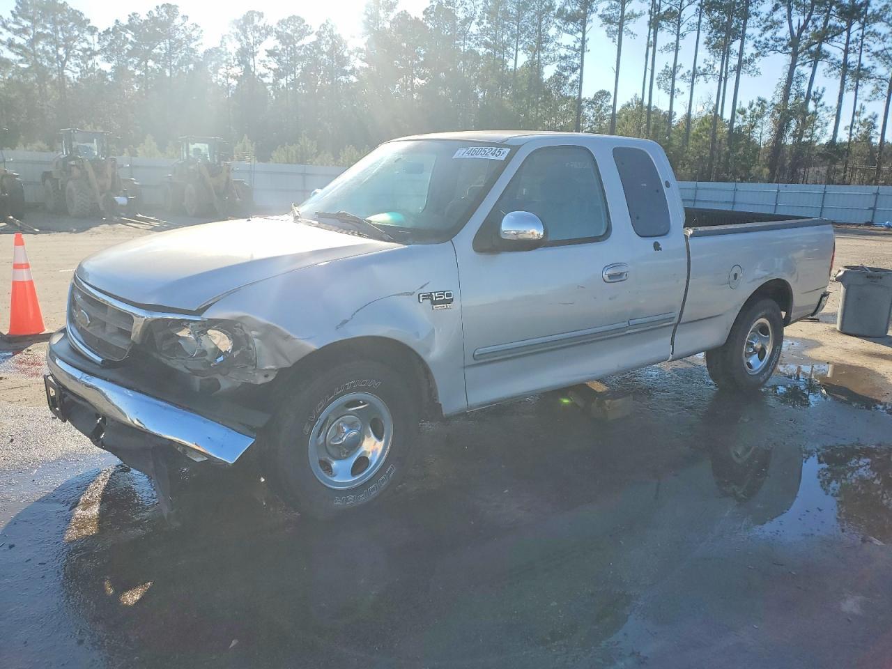 2002 FORD F-150 Lightning
