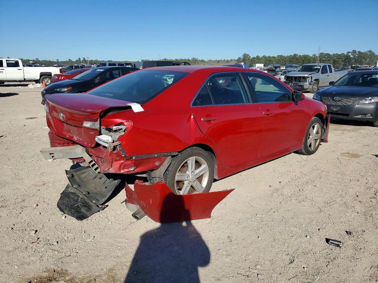 2014 TOYOTA CAMRY