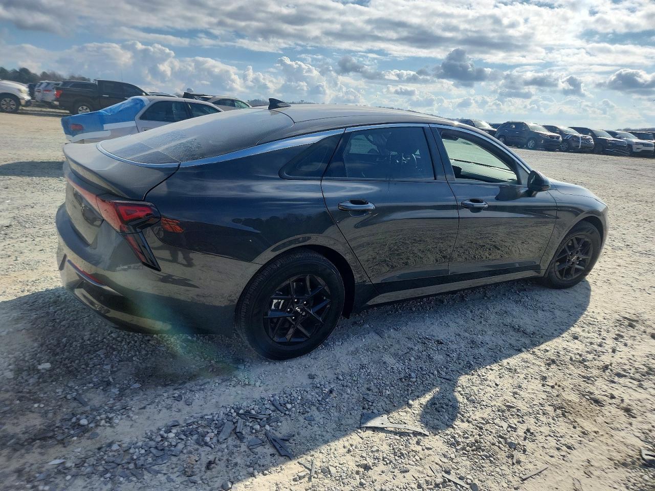 2025 KIA K5