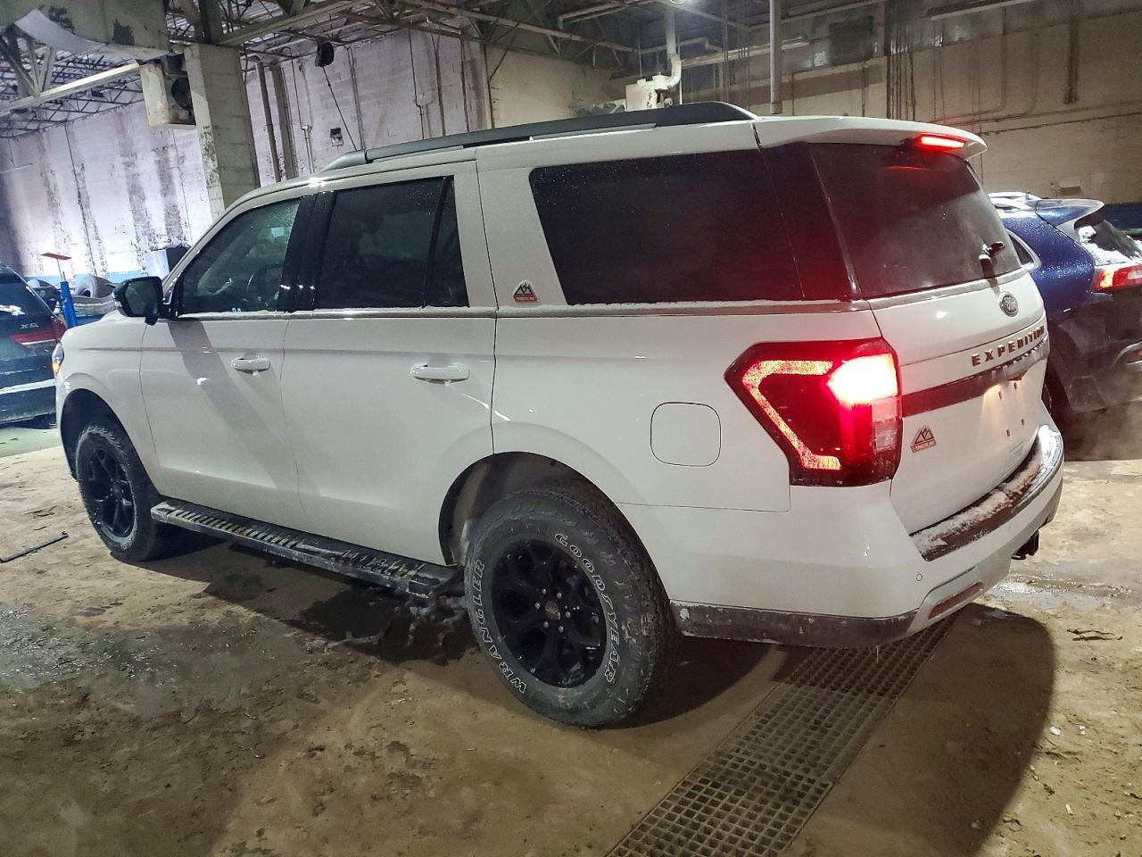 2023 FORD Expedition