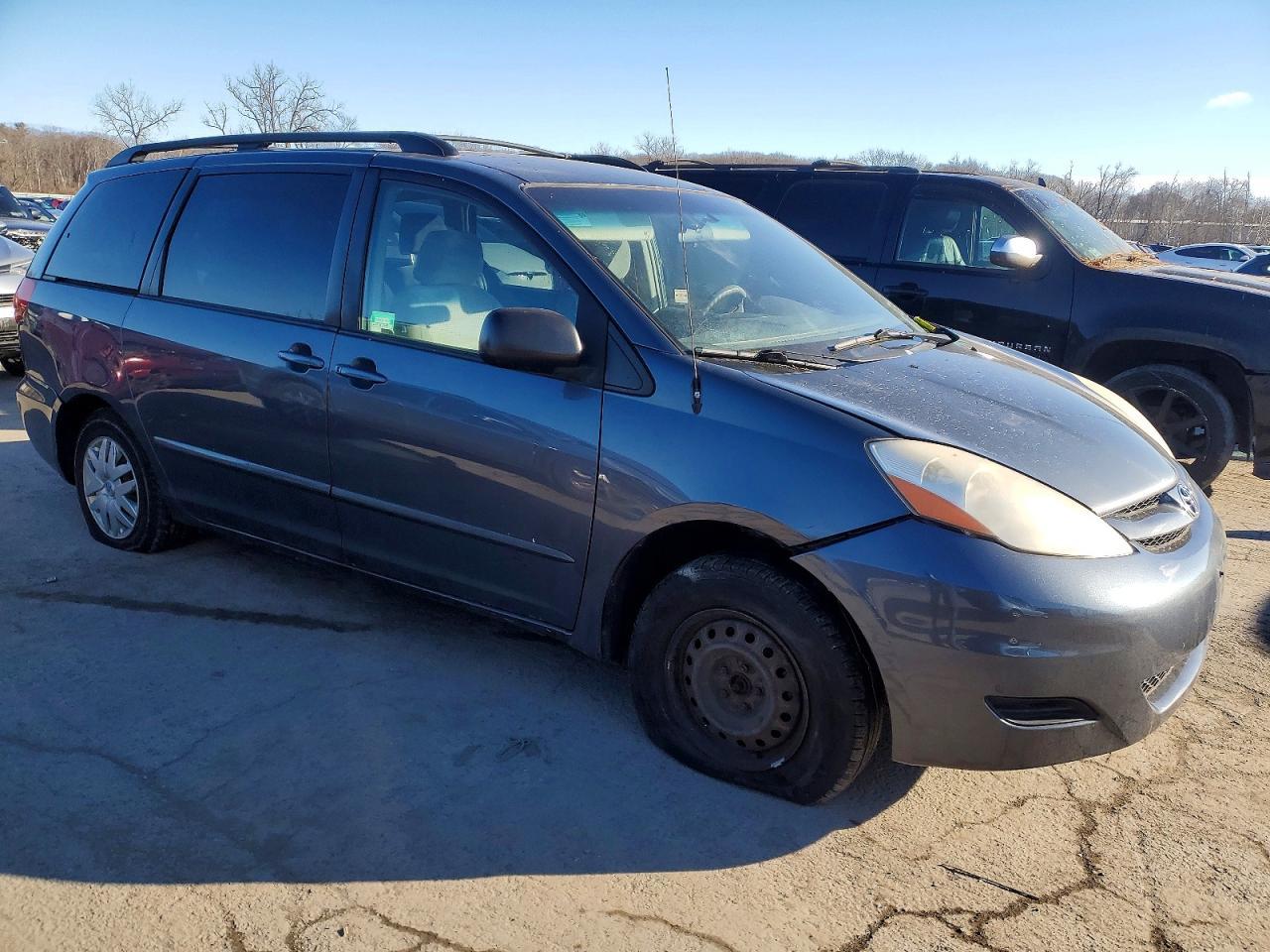 2007 TOYOTA SIENNA