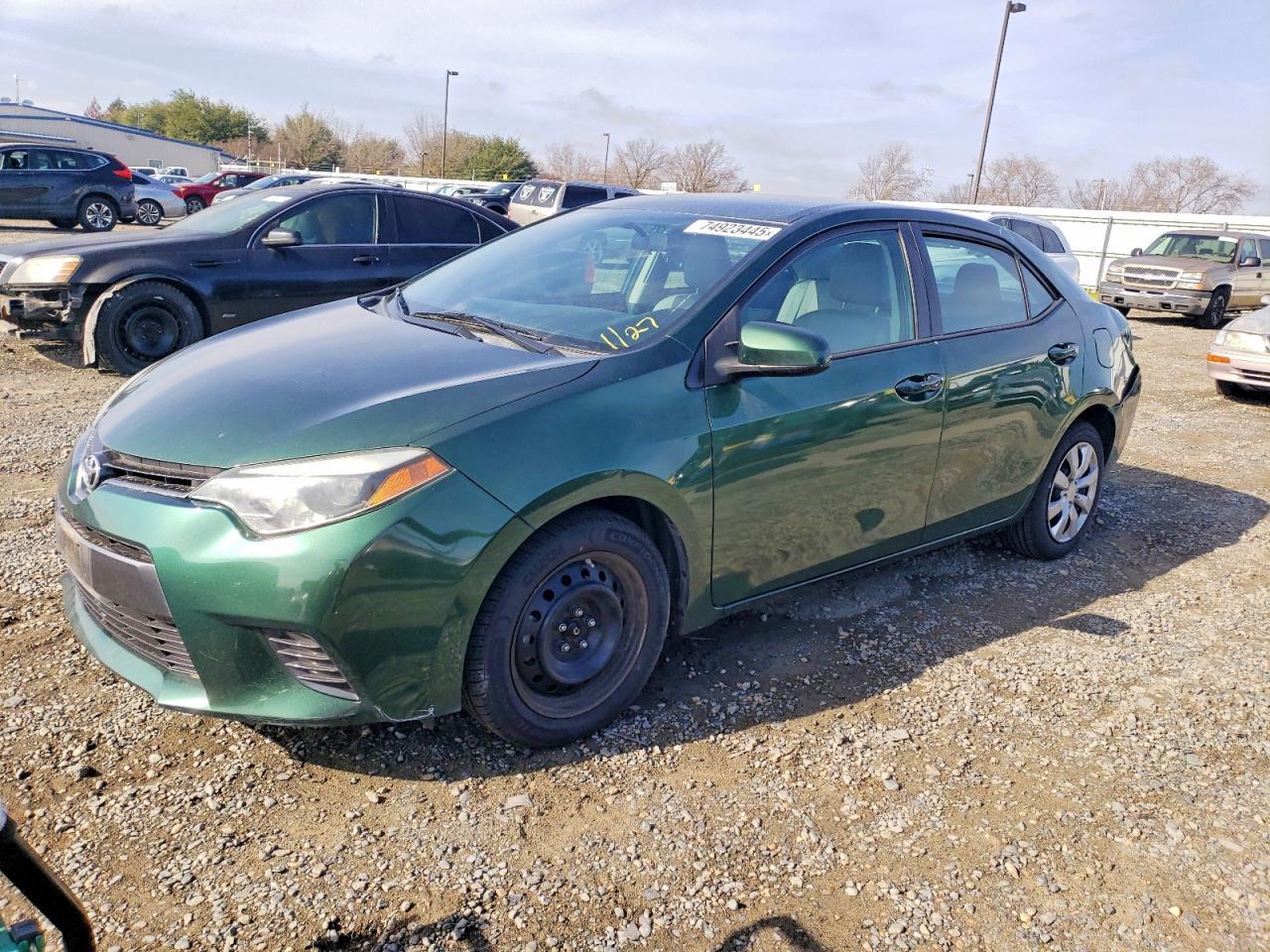 2015 TOYOTA COROLLA