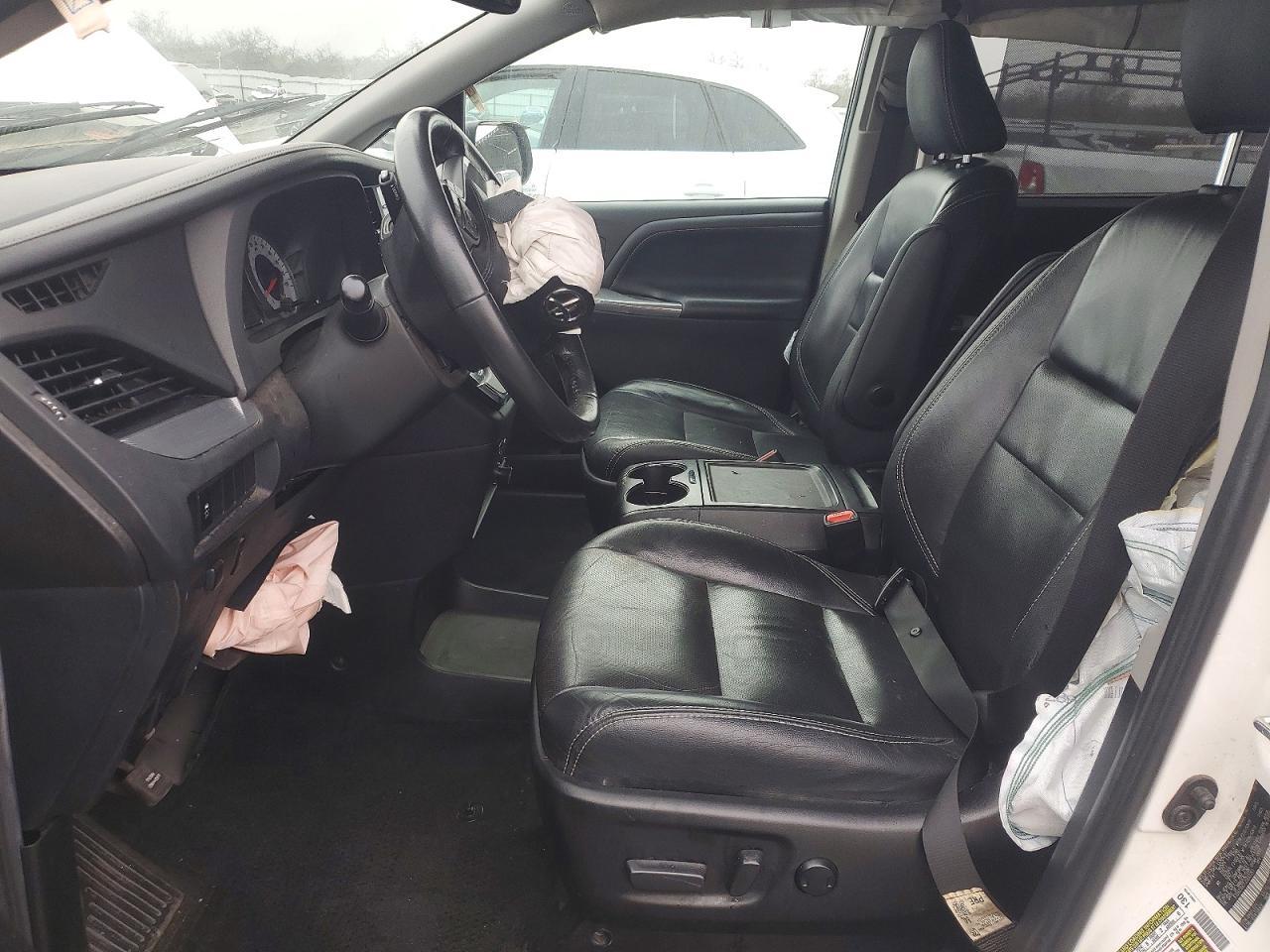 2018 TOYOTA SIENNA